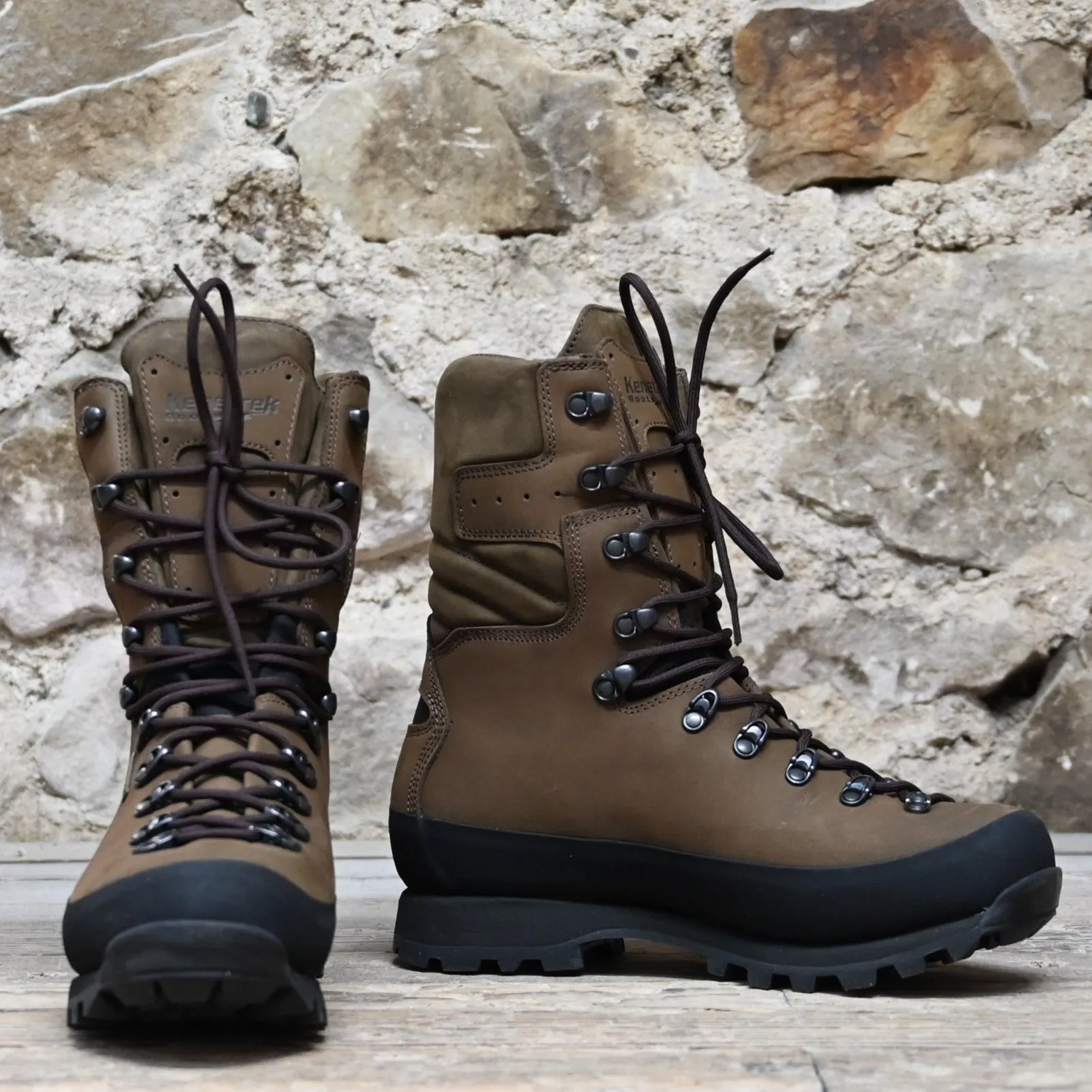 Kenetrek 10" Mountain Extreme Non Insulated Lace Up Boot