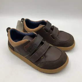 Size 11.5: Bobux Espresso Switch i-walk Velcro Kids Shoes NEW