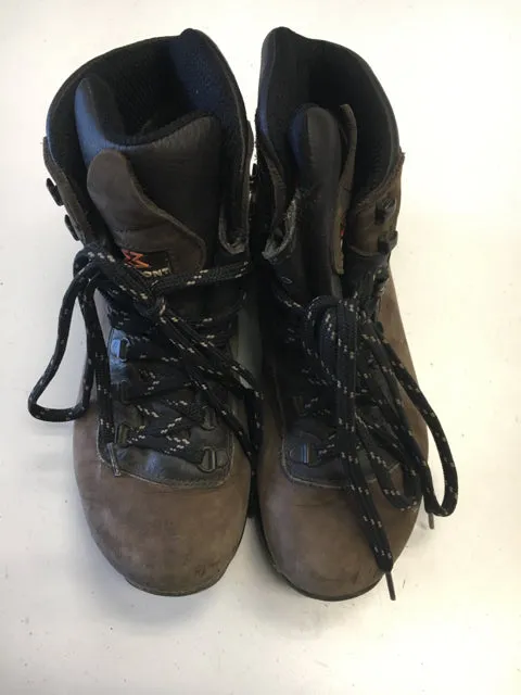 Used Garmont Brown Womens 7 Hiking Boots